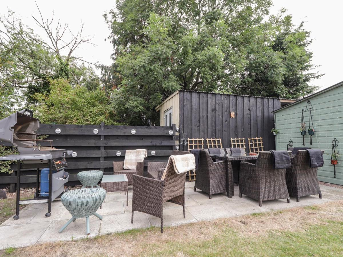 Вилла 16 Fairfield Road Инвернесс Экстерьер фото