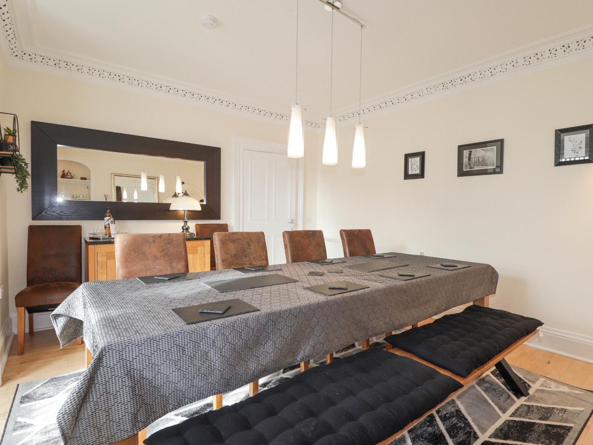 Вилла 16 Fairfield Road Инвернесс Экстерьер фото