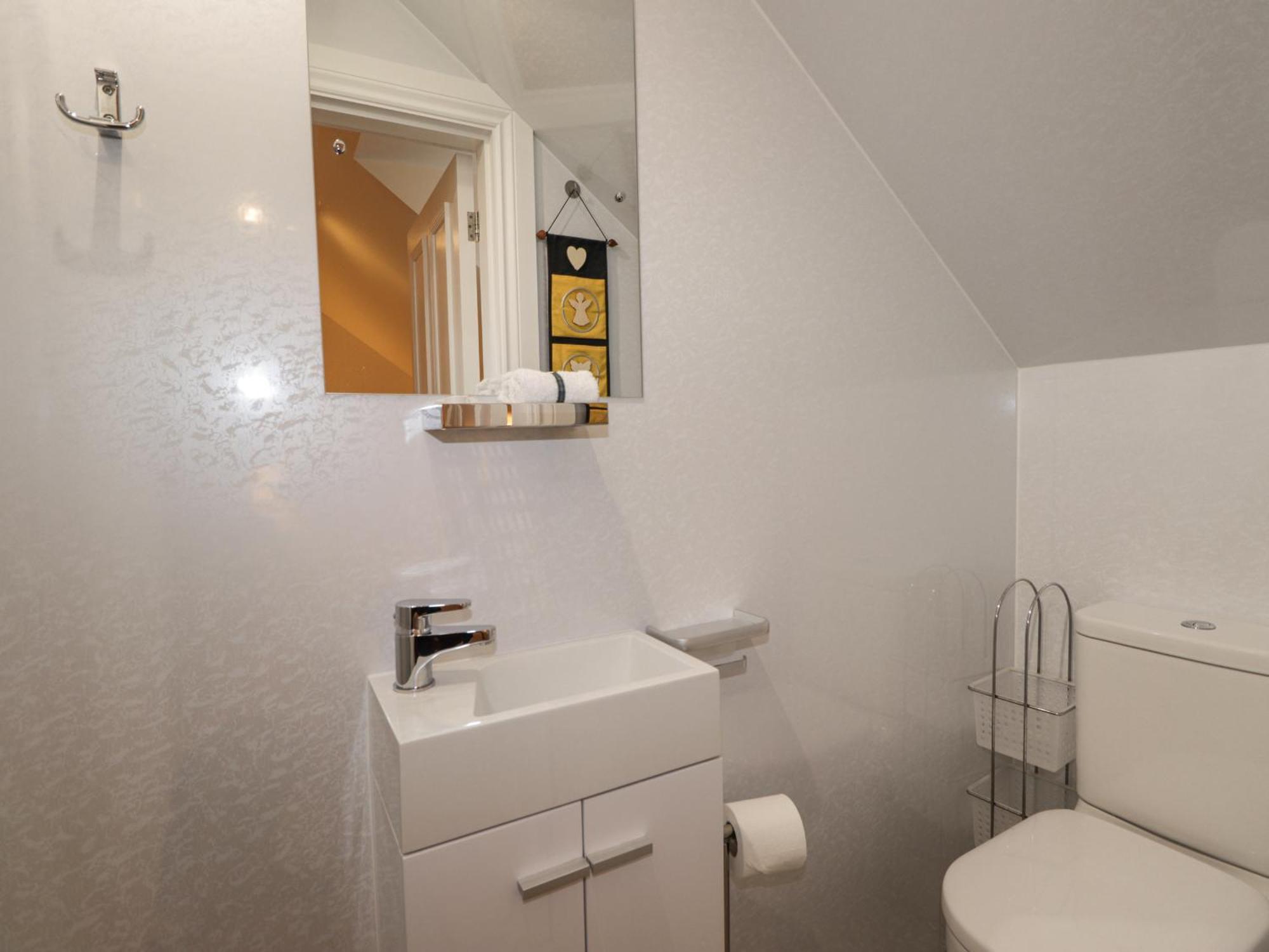 Вилла 16 Fairfield Road Инвернесс Экстерьер фото