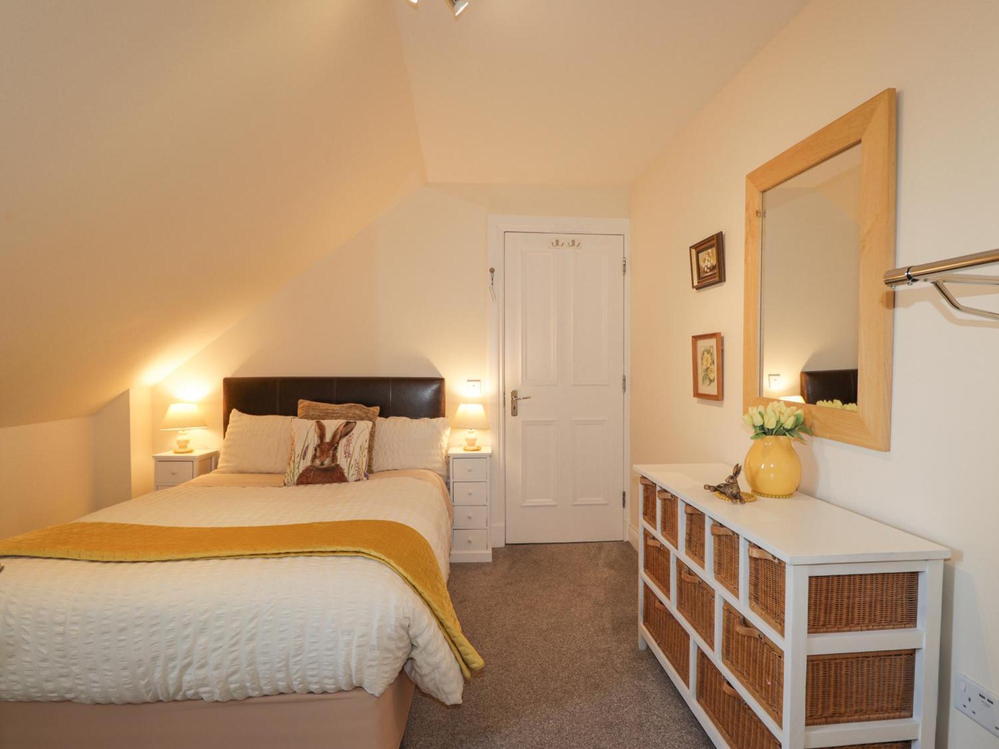 Вилла 16 Fairfield Road Инвернесс Экстерьер фото