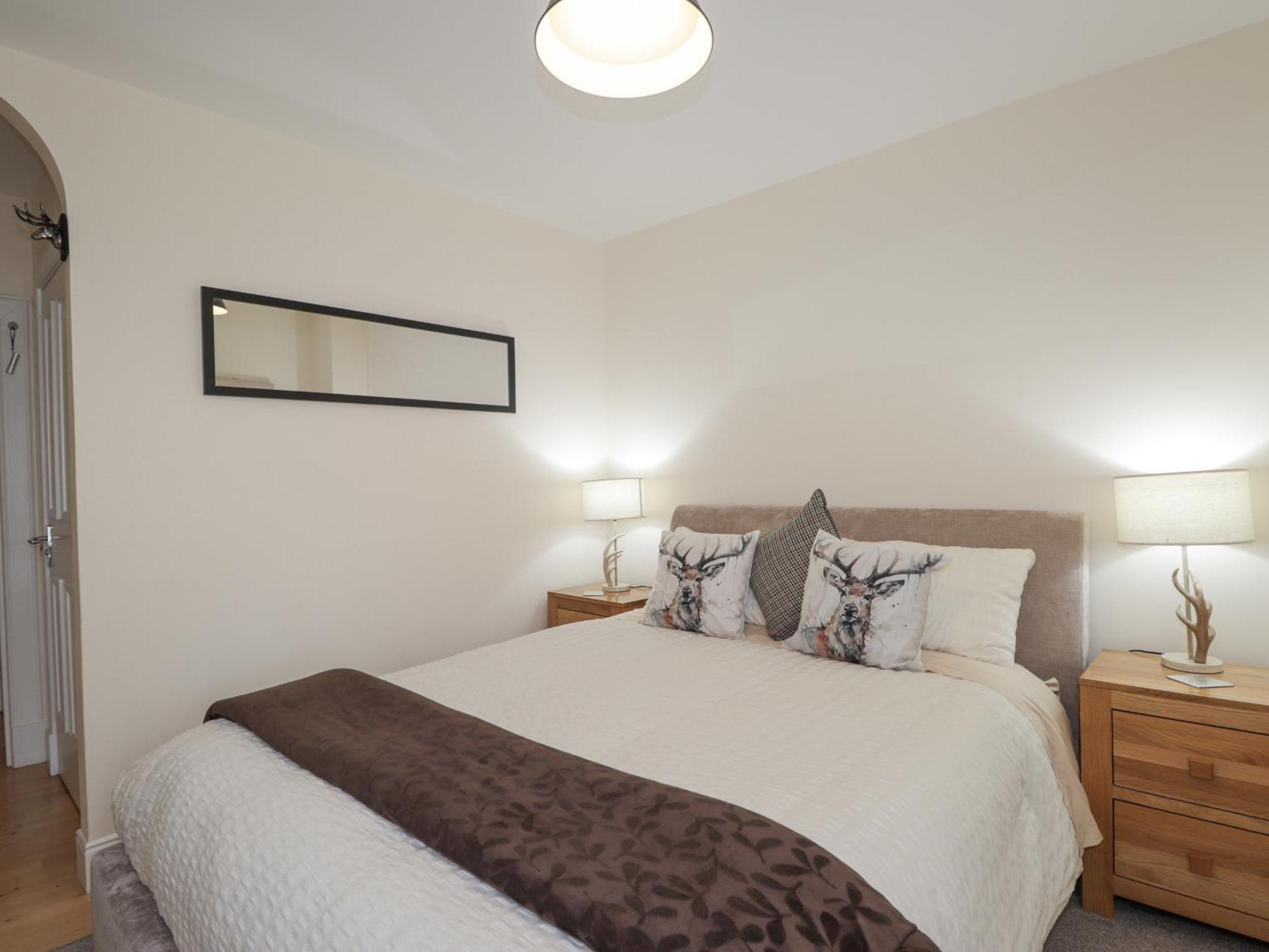Вилла 16 Fairfield Road Инвернесс Экстерьер фото