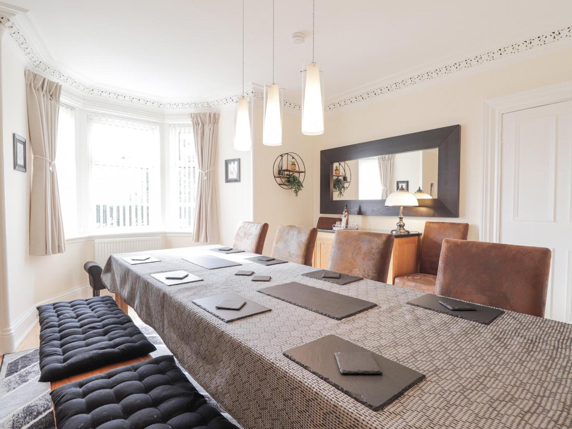 Вилла 16 Fairfield Road Инвернесс Экстерьер фото